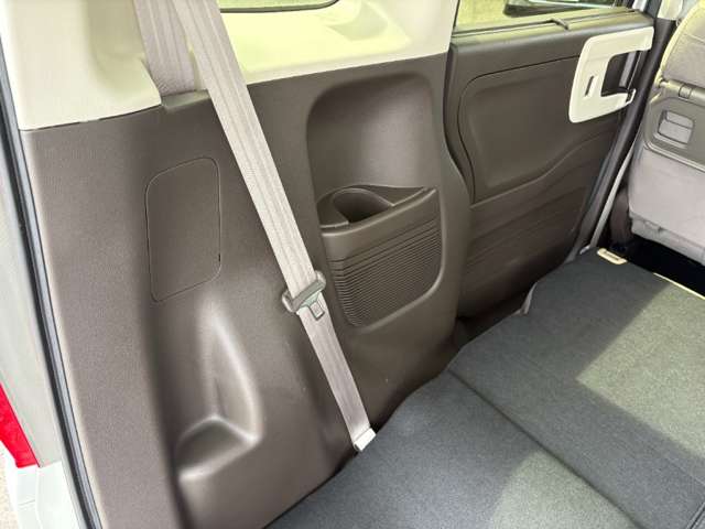 ホンダ Ｎ　ＢＯＸ ６６０ Ｌ ４ＷＤ R5年 (近畿) 99