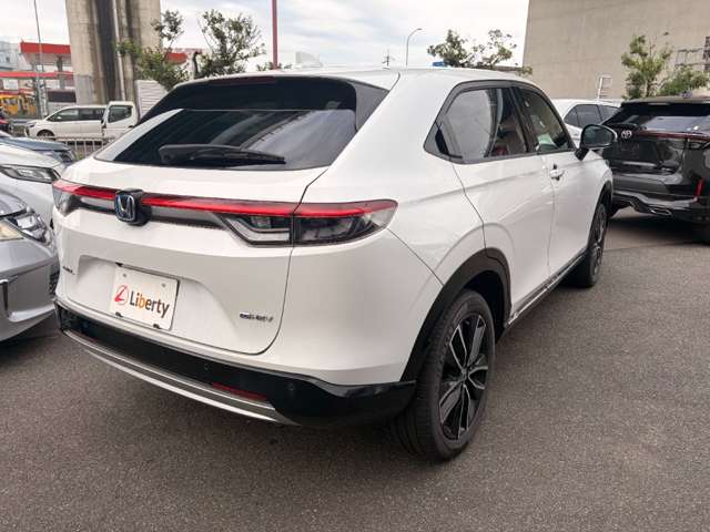 ホンダ ヴェゼル １．５ Ｅ：ＨＥＶ Ｚ R3年 (近畿) 99