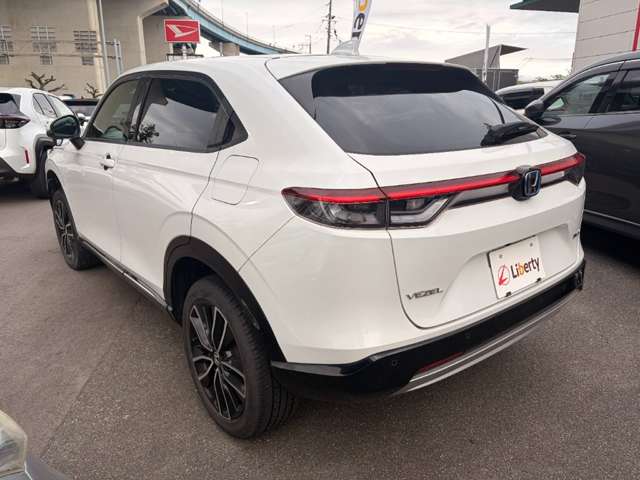 ホンダ ヴェゼル １．５ Ｅ：ＨＥＶ Ｚ R3年 (近畿) 99