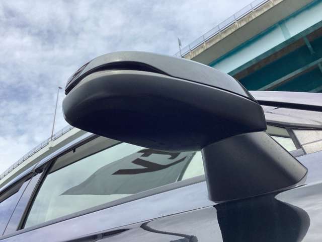 ホンダ ヴェゼル １．５ Ｅ：ＨＥＶ Ｚ R3年 (近畿) 99