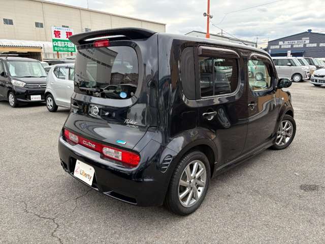 日産 キューブ １．５ ライダー ブラックライン H26年 (近畿) 99