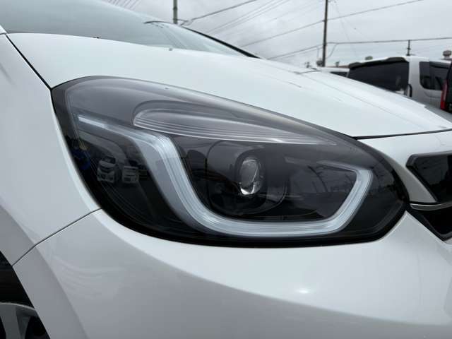 ホンダ フィット　ハイブリッド １．５ Ｅ：ＨＥＶ ホーム R5年 (東海) 99