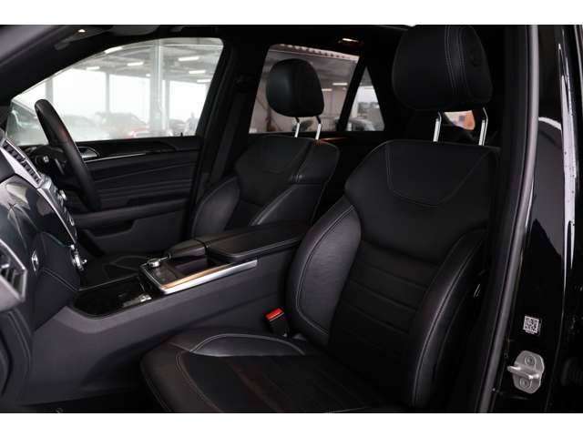 メルセデスベンツ Ｍクラス ＭＬ３５０ ブルーテック ＡＭＧスポーツパッケージ ４マチック ４ＷＤ H26年 (近畿) 99