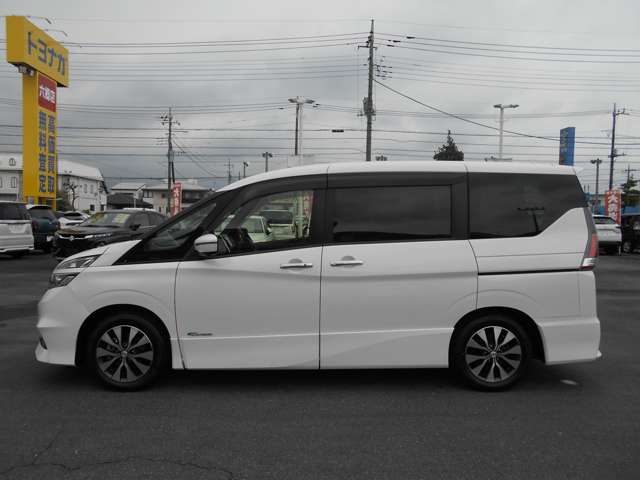 日産 セレナ ２．０ ハイウェイスター Ｖセレクション H29年 (関東) 99
