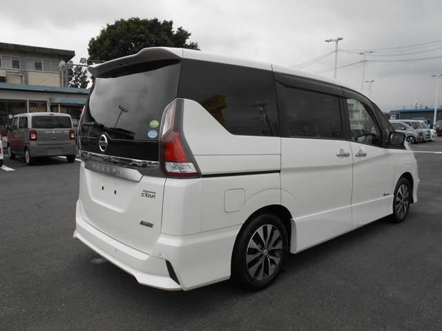 日産 セレナ ２．０ ハイウェイスター Ｖセレクション H29年 (関東) 99