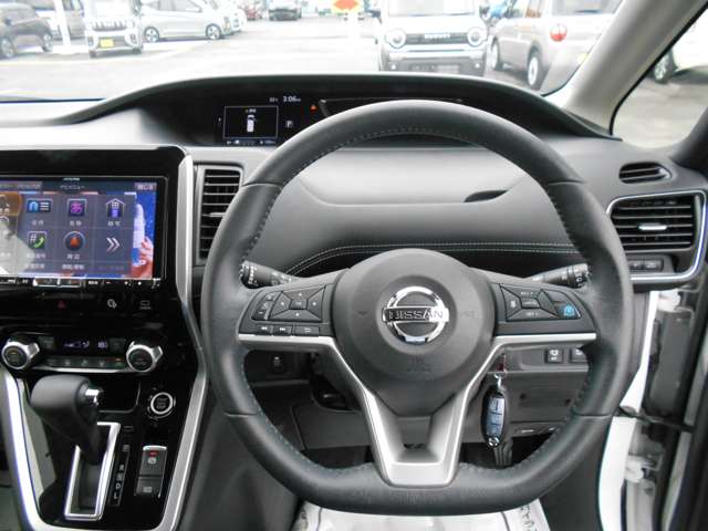 日産 セレナ ２．０ ハイウェイスター Ｖセレクション H29年 (関東) 99