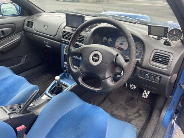 スバル インプレッサ ２．０ ＷＲＸ タイプＲＡ バージョンＶＩ リミテッド ４ＷＤ H12年 (関東) 99