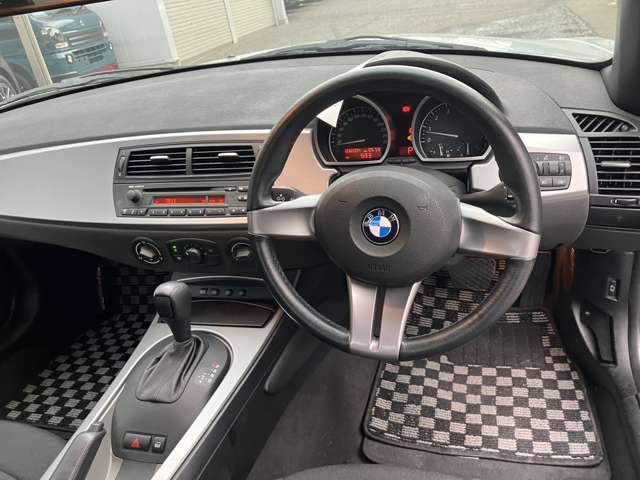 ＢＭＷ Ｚ４ ロードスター２．２Ｉ H17年 () 99