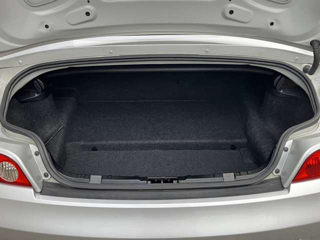 ＢＭＷ Ｚ４ ロードスター２．２Ｉ H17年 () 99