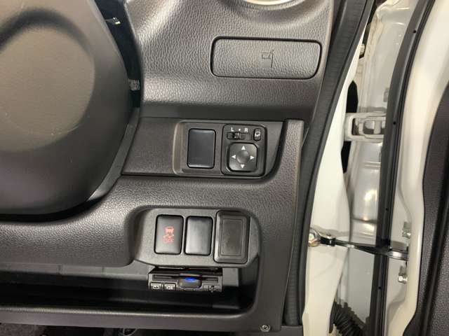 日産 デイズ ６６０ ハイウェイスターＧターボ H27年 (近畿) 99