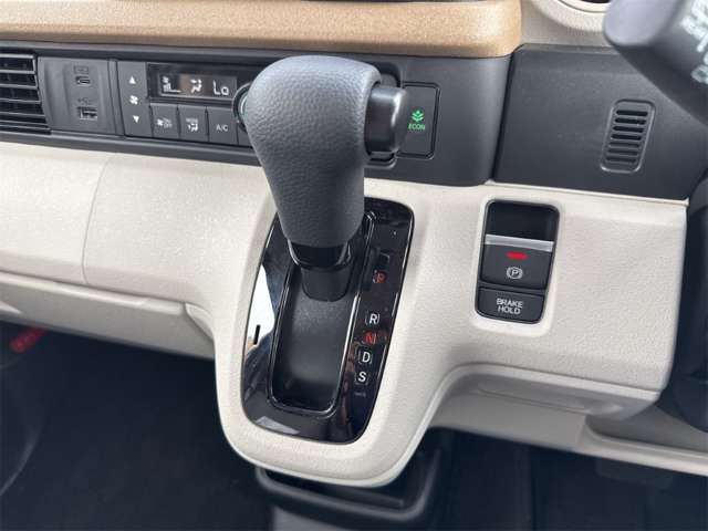 ホンダ Ｎ　ＢＯＸ ６６０ R8年 (近畿) 99