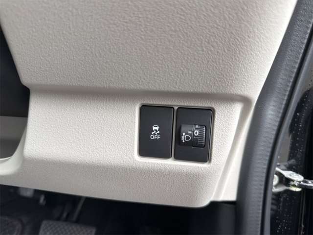 ホンダ Ｎ　ＢＯＸ ６６０ R8年 (近畿) 99