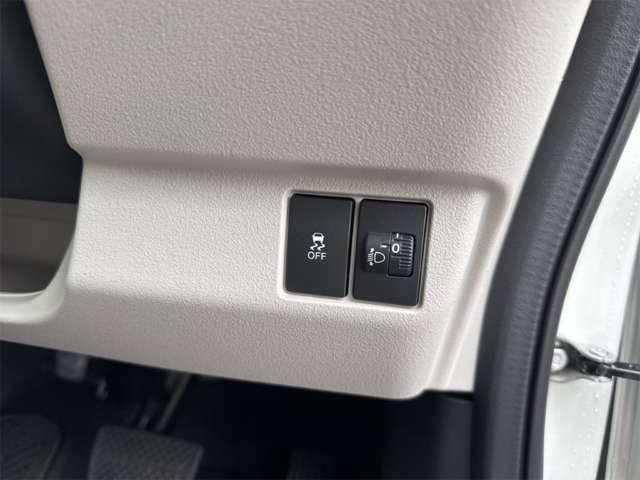 ホンダ Ｎ　ＢＯＸ ６６０ R8年 (近畿) 99