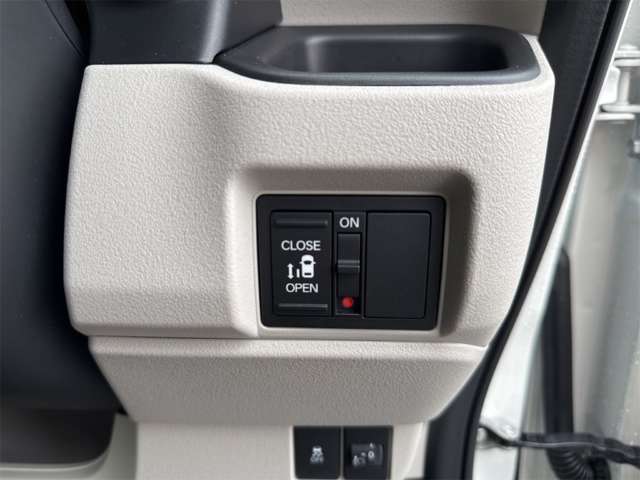 ホンダ Ｎ　ＢＯＸ ６６０ R8年 (近畿) 99