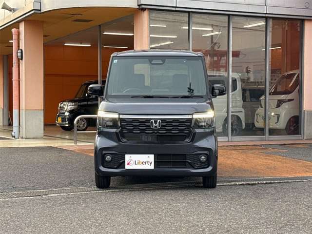 ホンダ Ｎ　ＢＯＸ カスタム ６６０ ターボ ブラック スタイル R8年 (近畿) 99