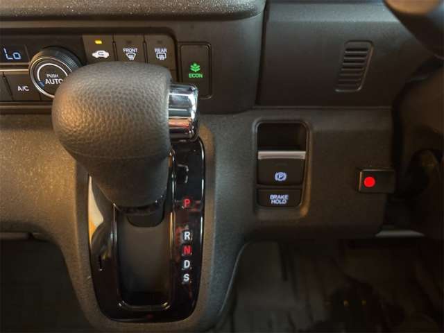 ホンダ Ｎ　ＢＯＸ カスタム ６６０ R5年 (近畿) 99