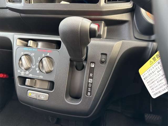 ダイハツ ミラ　イース ６６０ Ｌ ＳＡＩＩＩ R3年 () 99