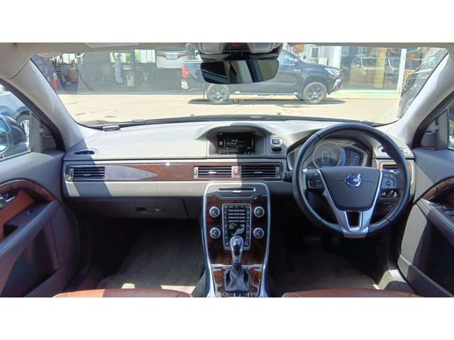 ボルボ Ｖ７０ Ｔ５　クラシック H28年 (東北) 99