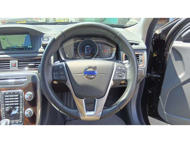 ボルボ Ｖ７０ Ｔ５　クラシック H28年 (東北) 99