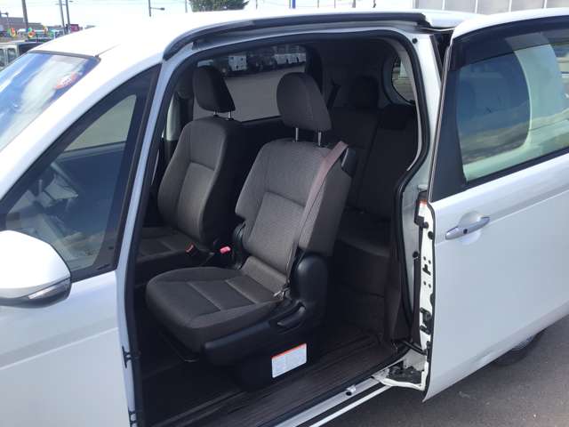 トヨタ スペイド １．５ Ｘ ４ＷＤ H27年 (東北) 99