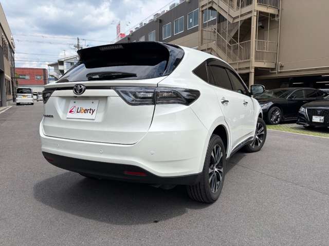 トヨタ ハリアー ２．０ プレミアム アドバンストパッケージ スタイルモーヴ H27年 (近畿) 99