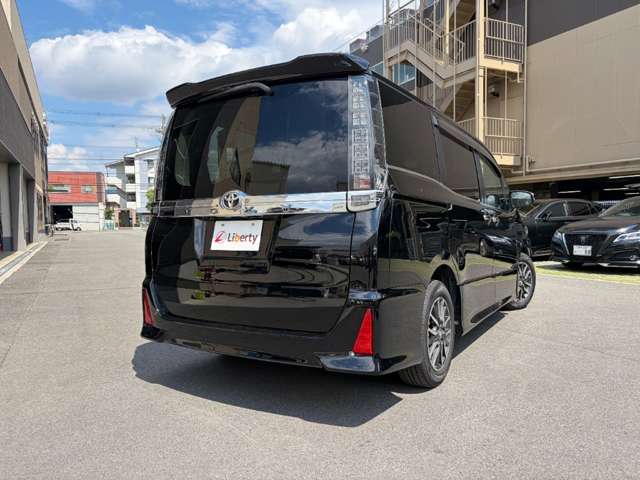 トヨタ ヴォクシー ２．０ ＺＳ 煌ＩＩ H28年 (近畿) 99