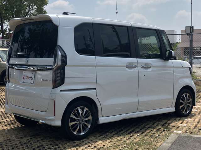 ホンダ Ｎ　ＢＯＸ カスタム ６６０ Ｌ R3年 (近畿) 99