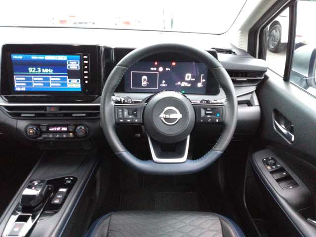 日産 ノート １．２ ＡＵＴＥＣＨ R5年 (中国) 99