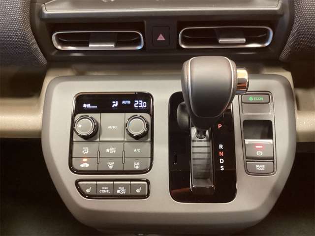 ホンダ フリード １．５ エアー ＥＸ R8年 (近畿) 99