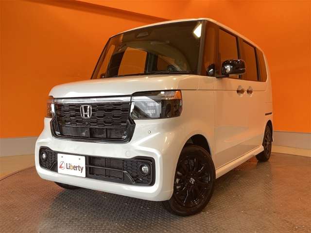 ホンダ Ｎ　ＢＯＸ カスタム ６６０ ブラック スタイル R8年 (近畿) 99