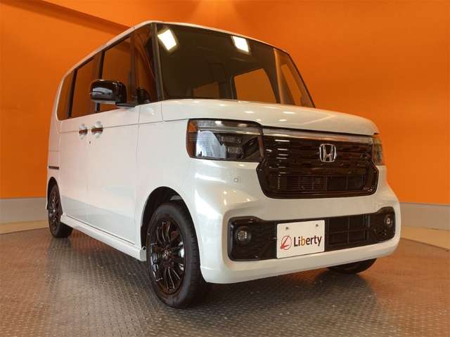 ホンダ Ｎ　ＢＯＸ カスタム ６６０ ブラック スタイル R8年 (近畿) 99