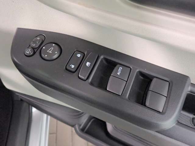 ホンダ Ｎ　ＢＯＸ ６６０ R7年 () 99