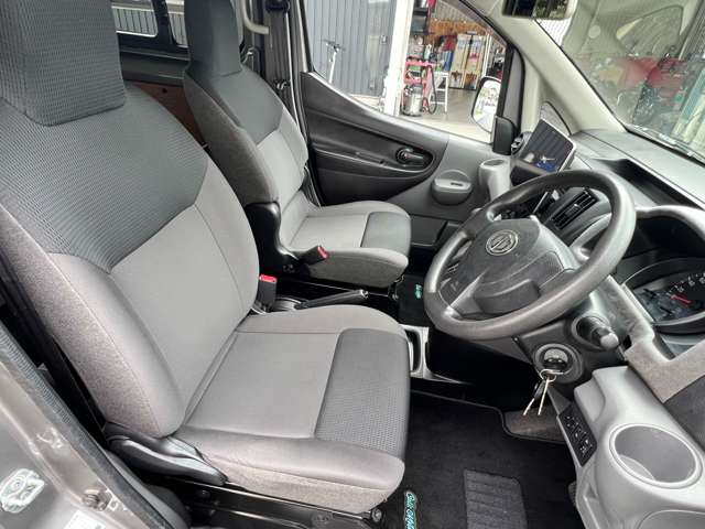 日産 ＮＶ２００バネットバン １．６ ＶＸ H29年 (近畿) 99