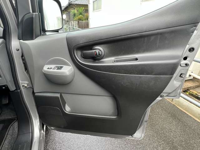 日産 ＮＶ２００バネットバン １．６ ＶＸ H29年 (近畿) 99