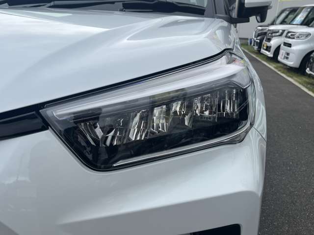 トヨタ ライズ　ハイブリッド ハイブリッド １．２ Ｚ R8年 () 99