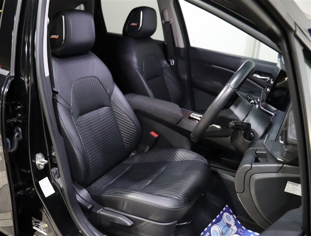 日産 ノートオーラ １．２ Ｇ ＦＯＵＲ レザーエディション ４ＷＤ R3年 (関東) 99