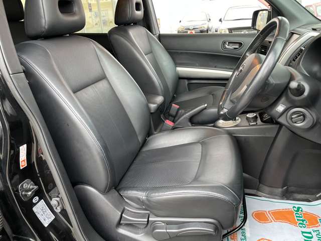 日産 エクストレイル ２．０ ２０Ｘ ４ＷＤ H23年 () 99