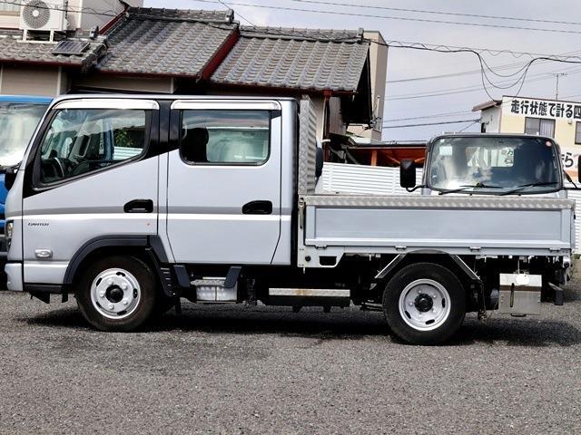 三菱フソウ キャンター Ｗキャブ 積載２Ｔ 平ボディ 全低床 R4年 (東海) 99