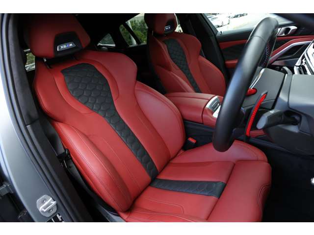 ＢＭＷ Ｘ６　Ｍ コンペティション ４ＷＤ R6年 () 99
