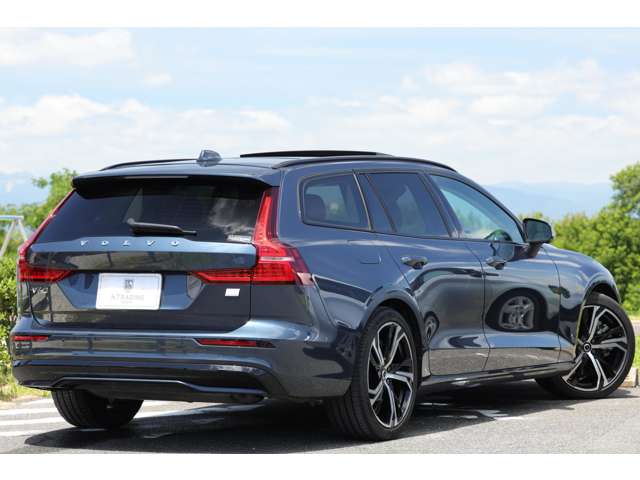 ボルボ Ｖ６０ リチャージ アルティメット Ｔ６ ＡＷＤ プラグイン ハイブリッド ４ＷＤ R5年 (東海) 99
