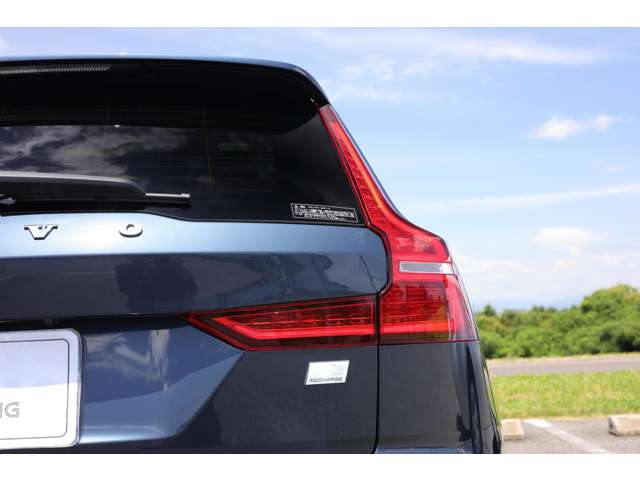 ボルボ Ｖ６０ リチャージ アルティメット Ｔ６ ＡＷＤ プラグイン ハイブリッド ４ＷＤ R5年 (東海) 99
