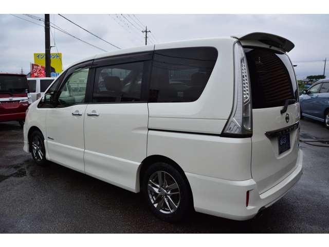 日産 セレナ ２．０ ライダー ブラックライン Ｓ－ＨＹＢＲＩＤ H24年 () 99
