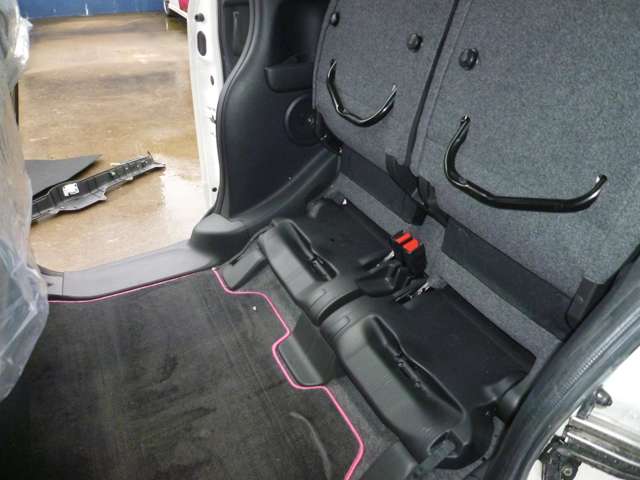 ホンダ Ｎ　ＢＯＸ ６６０ カスタムＧ Ｌパッケージ H28年 (関東) 99