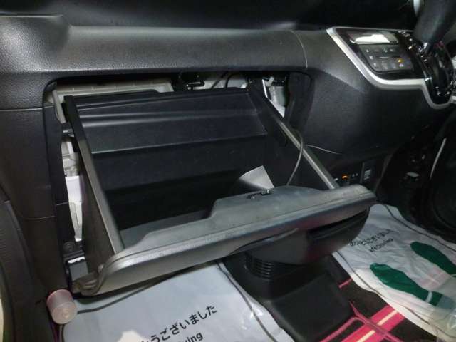 ホンダ Ｎ　ＢＯＸ ６６０ カスタムＧ Ｌパッケージ H28年 (関東) 99