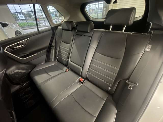 トヨタ ＲＡＶ４ ２．０ Ｇ Ｚパッケージ ４ＷＤ R1年 (関東) 99