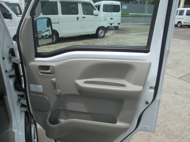 日産 ＮＶ１００クリッパー ６６０ ＤＸ ハイルーフ ５ＡＧＳ車 R1年 () 99