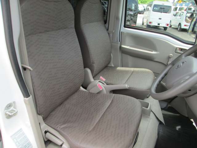 日産 ＮＶ１００クリッパー ６６０ ＤＸ ハイルーフ ５ＡＧＳ車 R1年 () 99
