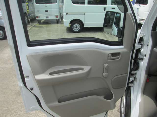 日産 ＮＶ１００クリッパー ６６０ ＤＸ ハイルーフ ５ＡＧＳ車 R1年 () 99