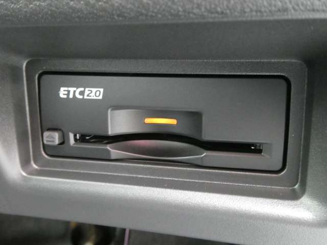 日産 セレナ １．４ Ｅ－ＰＯＷＥＲ ハイウェイスターＶ R8年 () 99