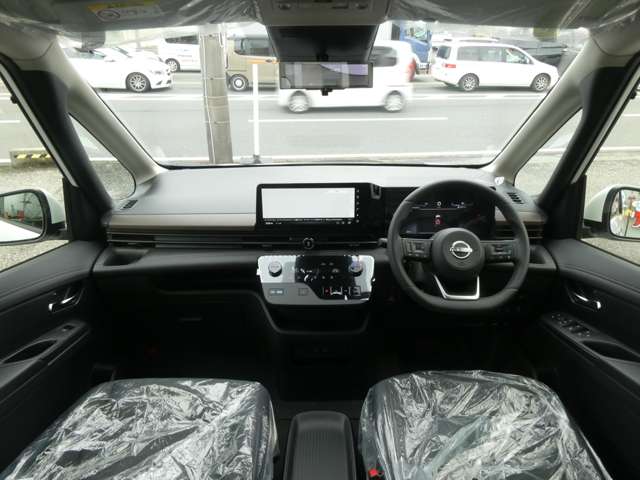 日産 セレナ １．４ Ｅ－ＰＯＷＥＲ ハイウェイスターＶ R8年 () 99